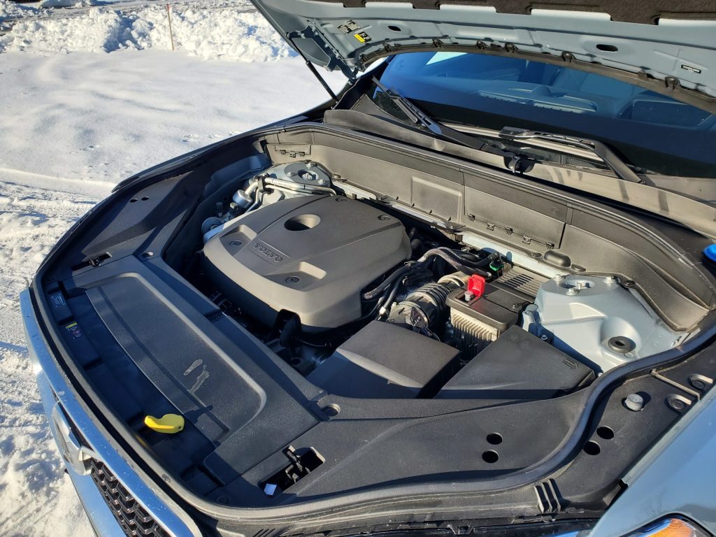 2020 Volvo XC90 T6 Engine