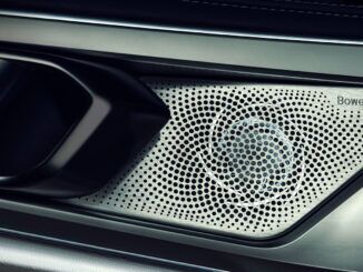 BMW M8 Bowers Wilkins