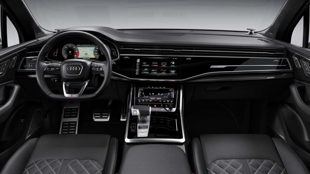 Audi Q7 interior